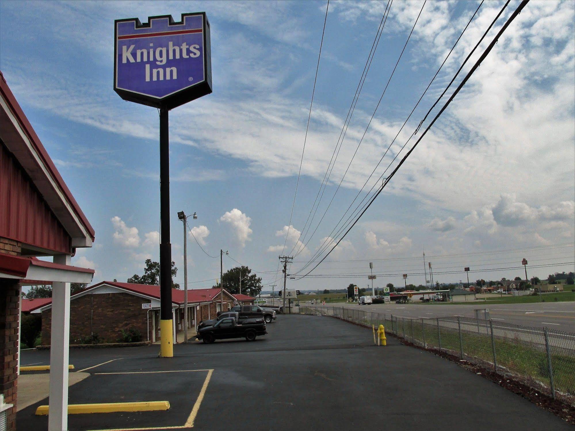 Rodeway Inn Cadiz Exterior photo